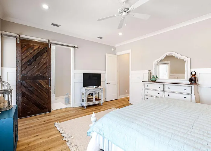 Gorgeous Oceanside With Wifi Private Pool Ac W&d - Steps From Holiday home *