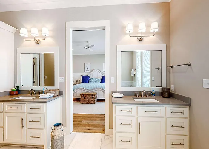 Gorgeous Oceanside With Wifi Private Pool Ac W&d - Steps From Holiday home Gulf Shores