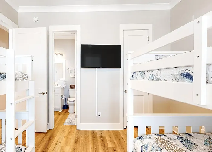 Gorgeous Oceanside With Wifi Private Pool Ac W&d - Steps From *