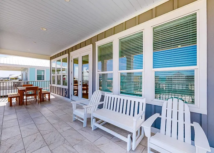 Holiday home Gorgeous Oceanside With Wifi Private Pool Ac W&d - Steps From *
