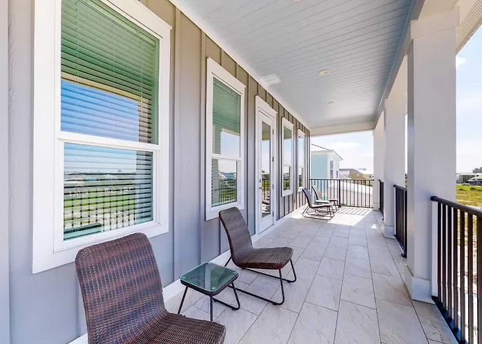 Gorgeous Oceanside With Wifi Private Pool Ac W&d - Steps From Holiday home Gulf Shores